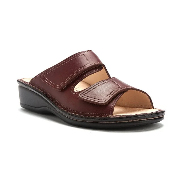 Finn Comfort Jamaica Sandal Brandy Country (Women's)