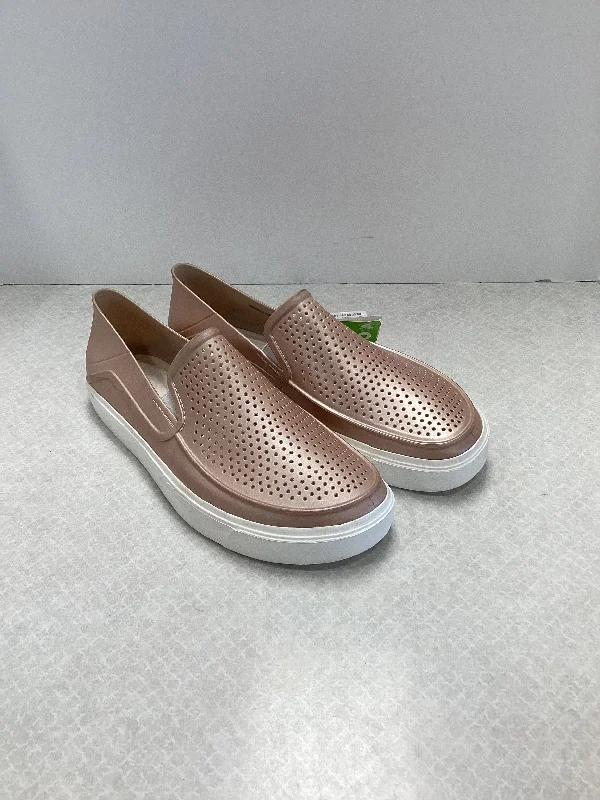 Pink Shoes Flats Crocs, Size 11