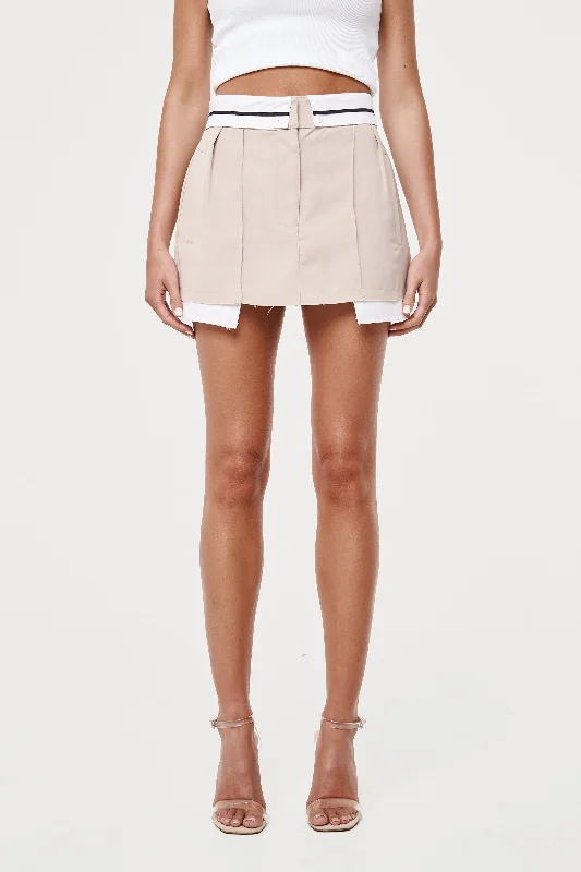 REVERSE WAISTBAND MINI SKIRT - BEIGE